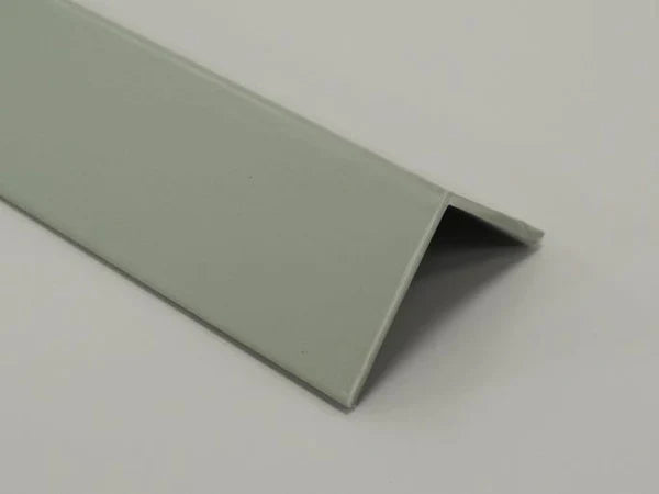 PVC-Winkelprofil 25 mm x 25 mm – Eckschutz und Wandverkleidung – Avocadogrün, 3050 mm, Satin-Finish