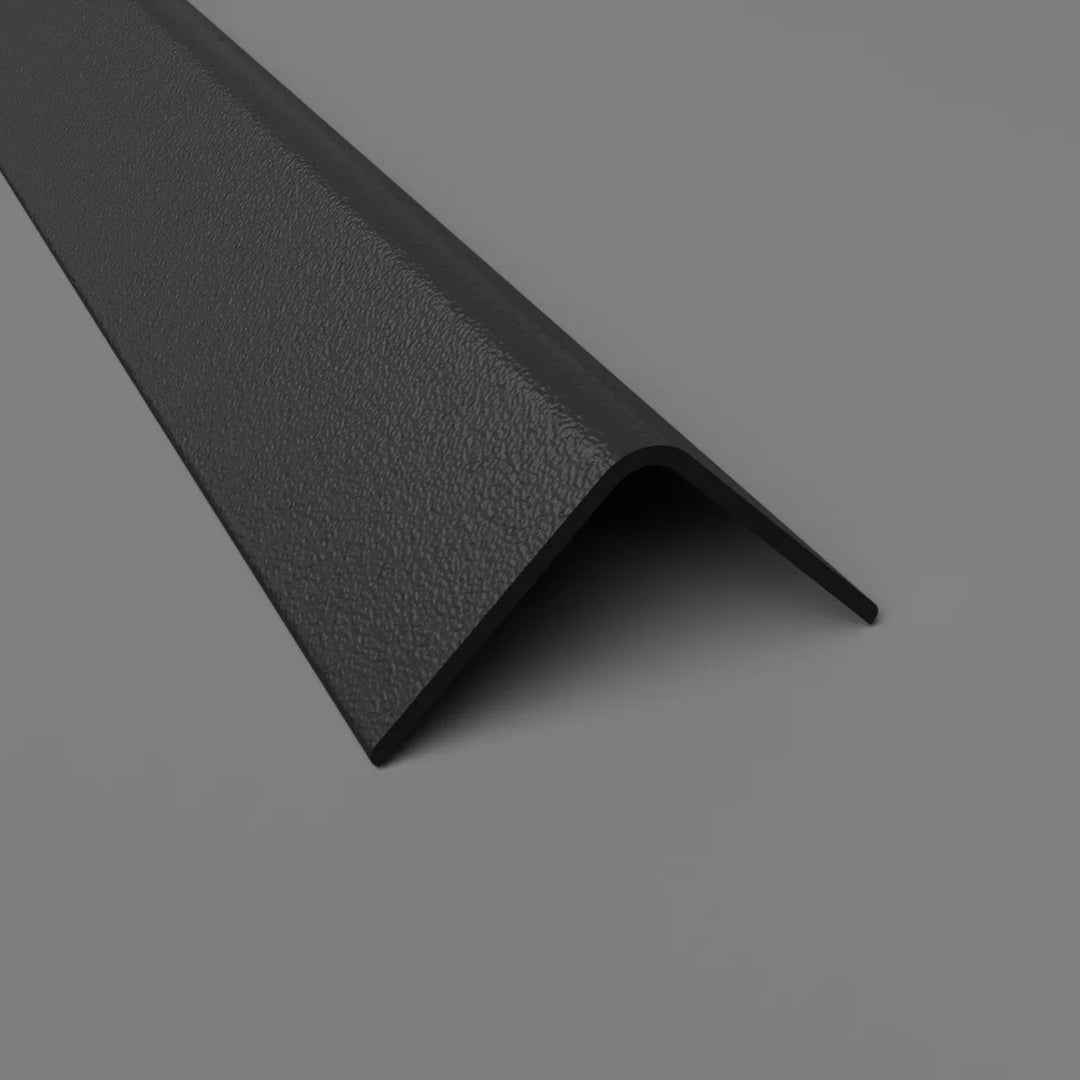 Winkelprofil fuer stossfesten Wandschutz PVC schwarz 50x50 mm